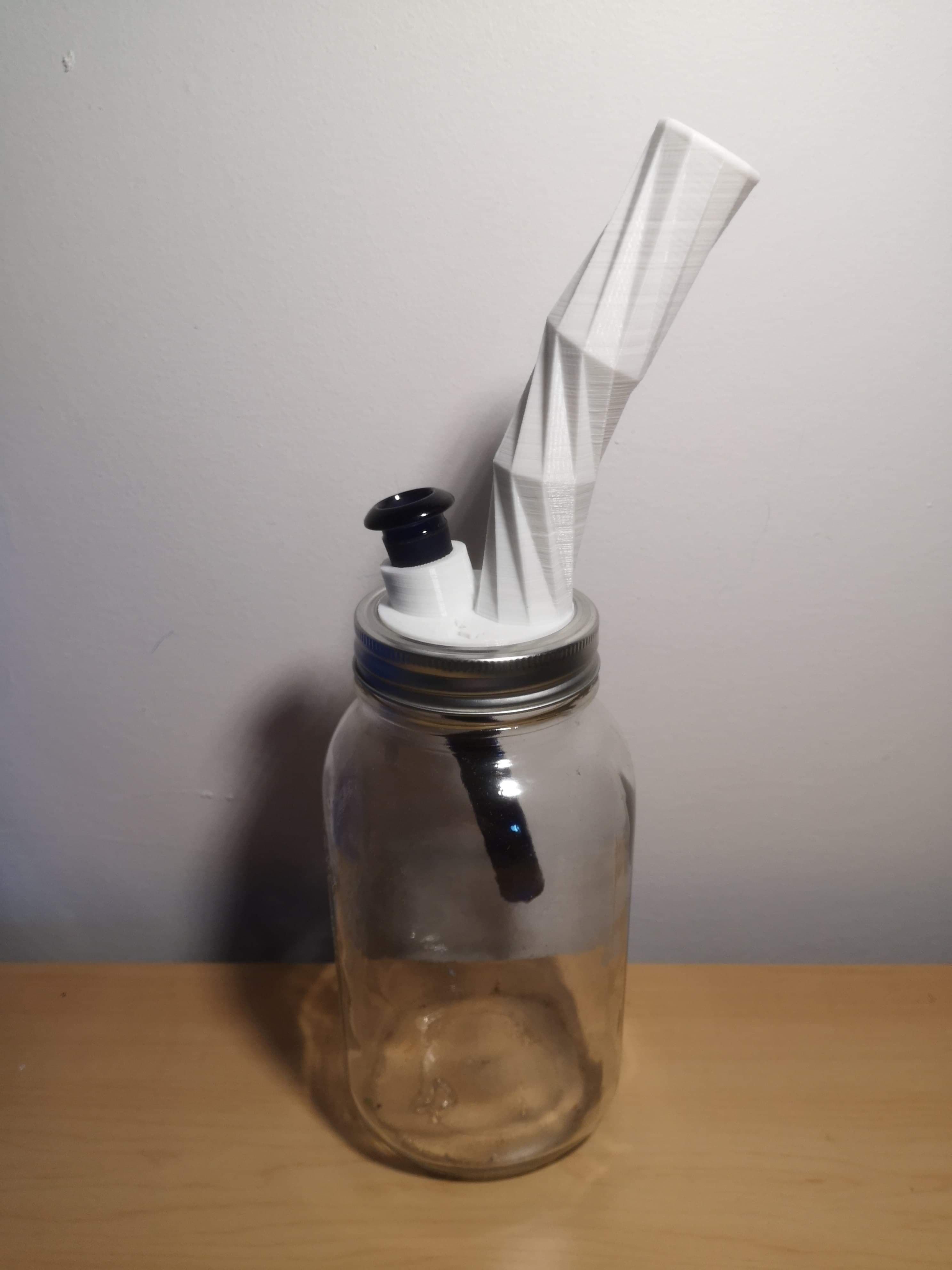 STL file Twisted Mason Jar Bong・Design to download and 3D print・Cults